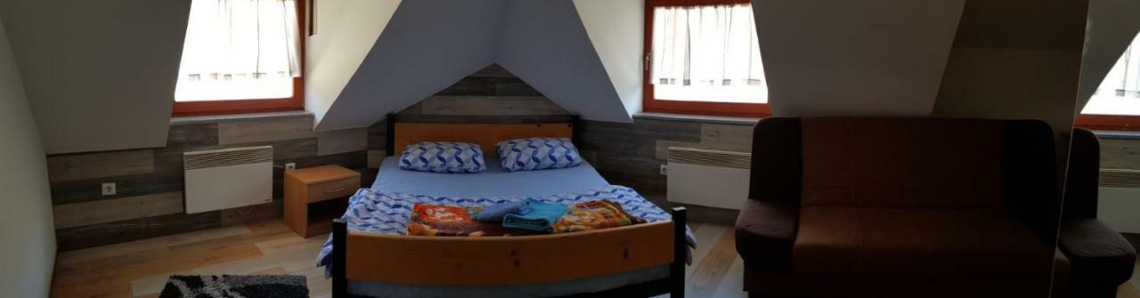 Sobe Sa Kupatilom Jajce Bed and Breakfast Exterior foto